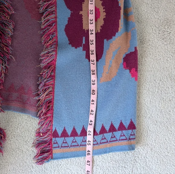 Long Fringe & Floral Cardigan - Picture 11 of 12